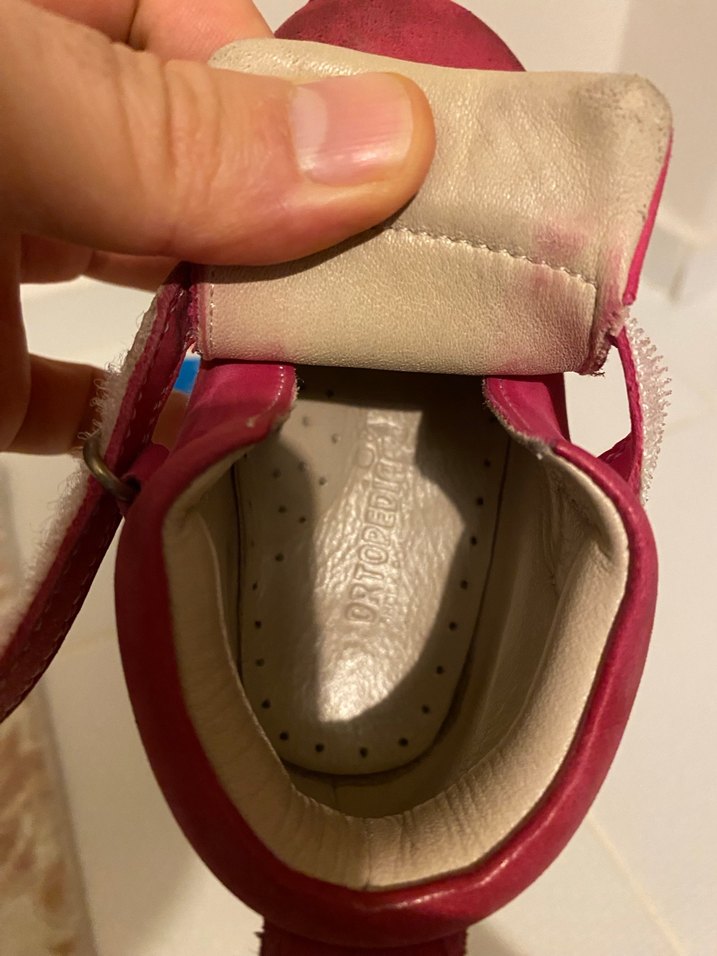 Kız Çocuk İlk Adım Kırmızı Cırtlı Ayakkabı 22 numara 2 - 3 yaş - Görsel 3