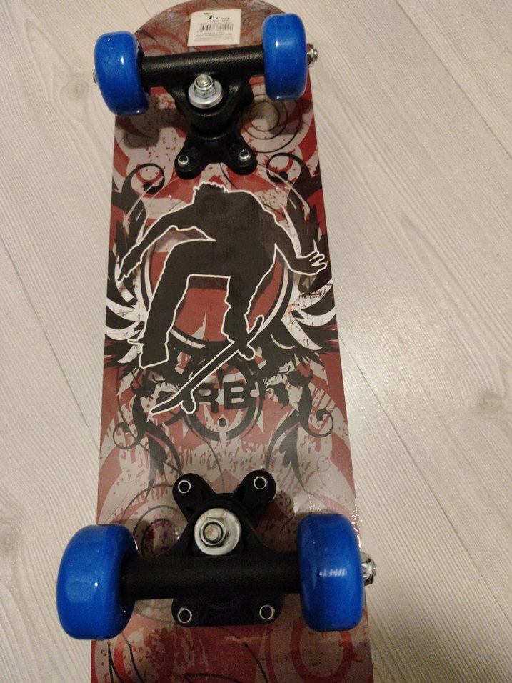 Kırmızı Desenli Kaykay - Görsel 2