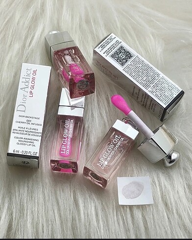 lipoil gloss
