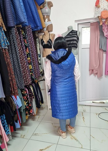 Kürklü Kapüşonlu Uzun Kadın Yelek - Görsel 7