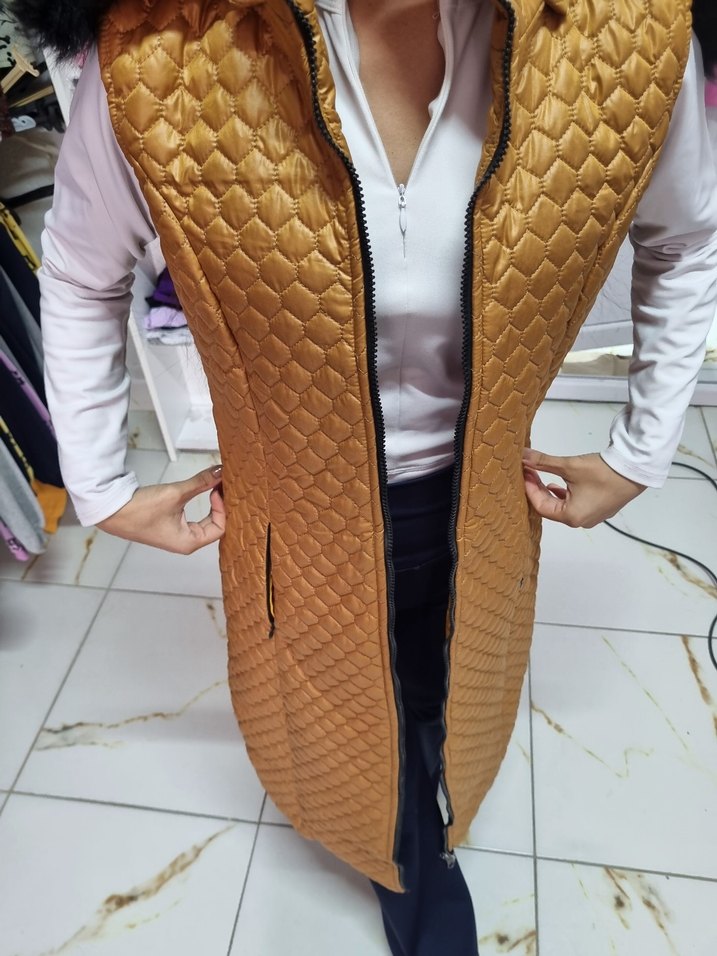 Kürklü Kapüşonlu Uzun Kadın Yelek - Görsel 5