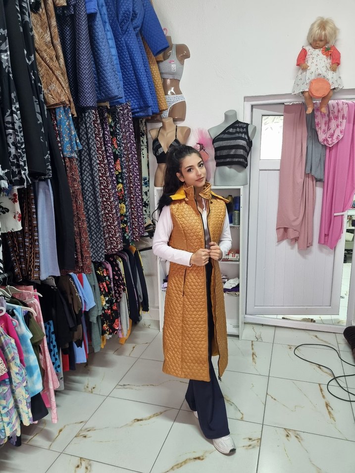 Kürklü Kapüşonlu Uzun Kadın Yelek - Görsel 4