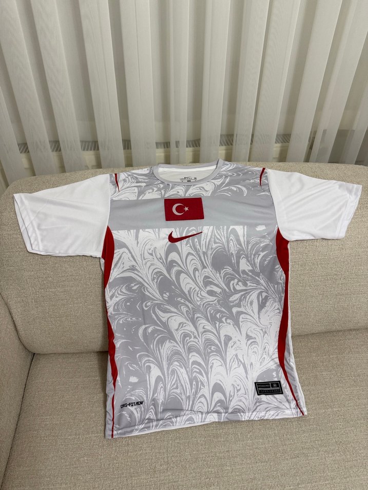 Türkiye Milli Takım Forma - Görsel 3