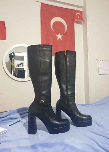 topuklu çizme/bot
