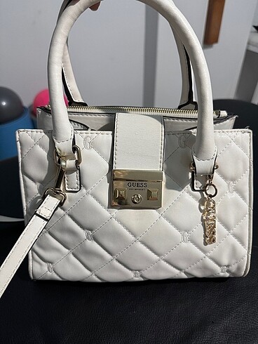 Beyaz guess tote bag