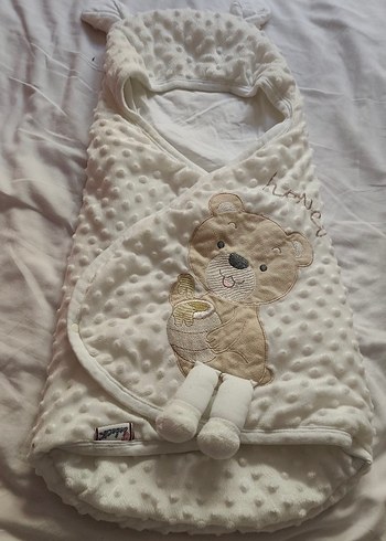 Nakışlı Beyaz Bebek Battaniyesi - Görsel 4