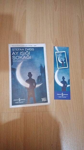 Ay ışığı sokağı