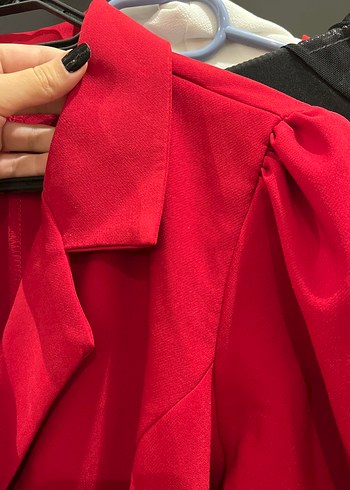 Trendyol & Milla Kırmızı Diz Üstü Düğmeli Kadın blazer elbise