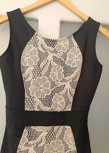 Dantel Detaylı Siyah Midi Elbise - Görsel 3