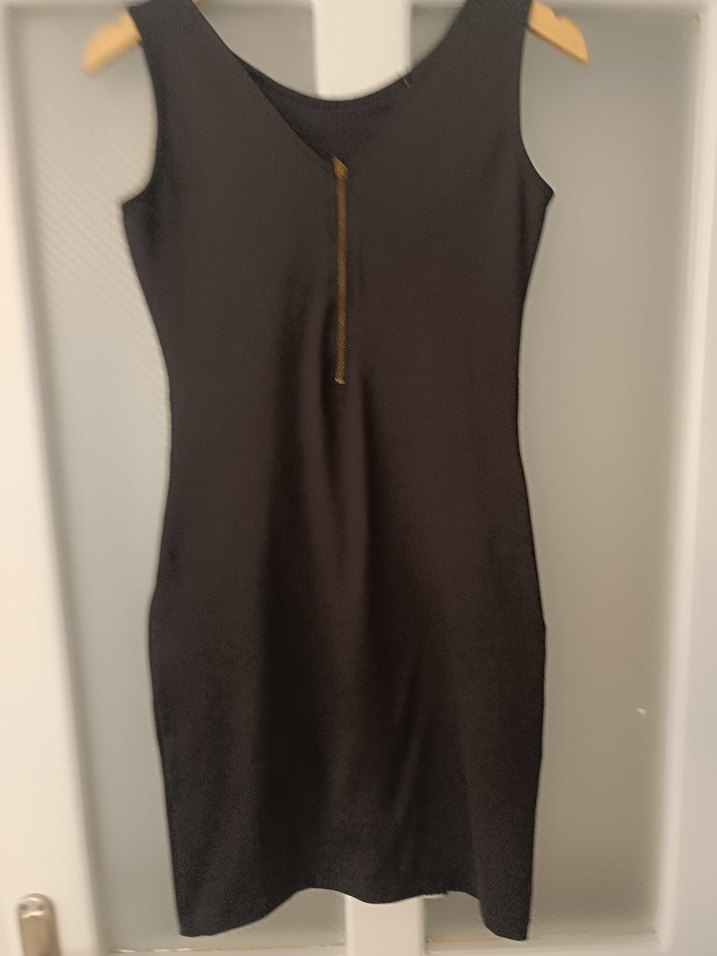 Dantel Detaylı Siyah Midi Elbise - Görsel 4