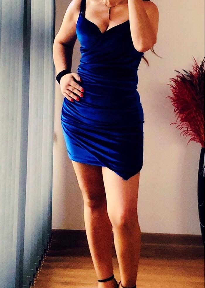 KADİFE ELBİSE - Görsel 3