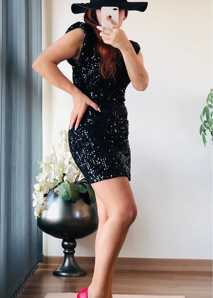 ZARA PUL PAYETLİ KADİFE ELBİSE - Görsel 4