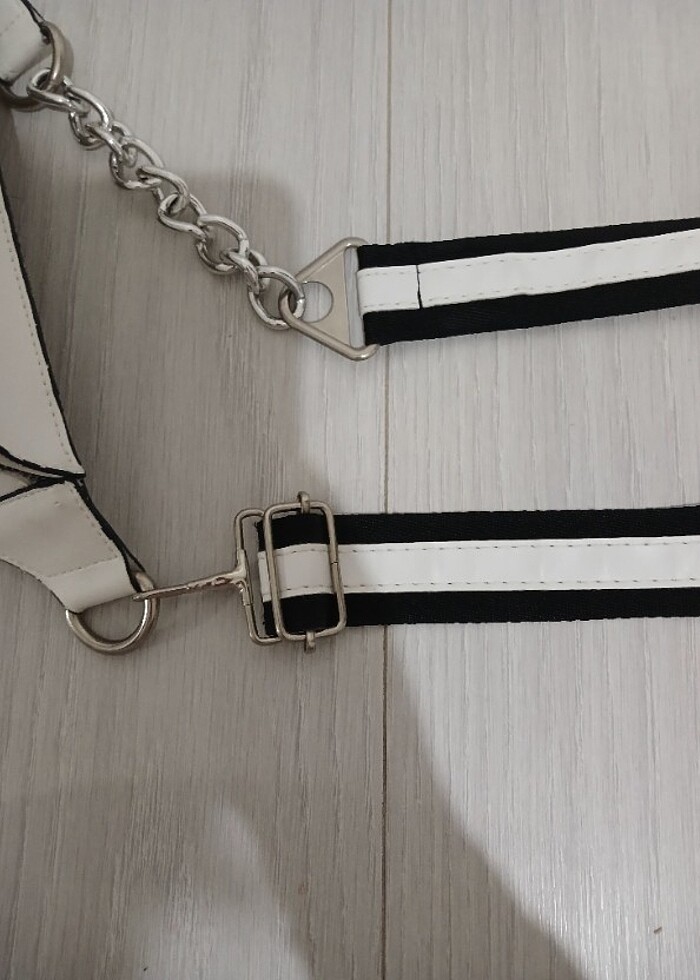 Beyaz kullanışlı çanta - Görsel 3