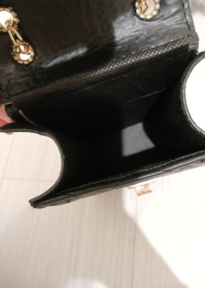 Siyah altın detaylı çanta - Görsel 2