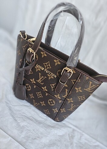 Louis Vuitton Deri çanta