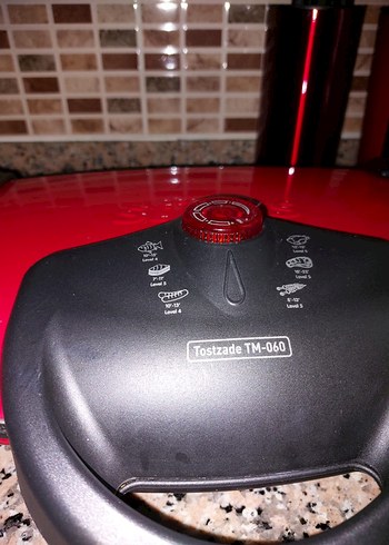 Tostzade TM-060 Kırmızı Tost Makinesi