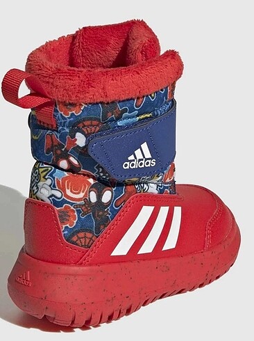 Adidas Marvel süperhero spiderman bot