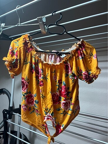 H&M crop