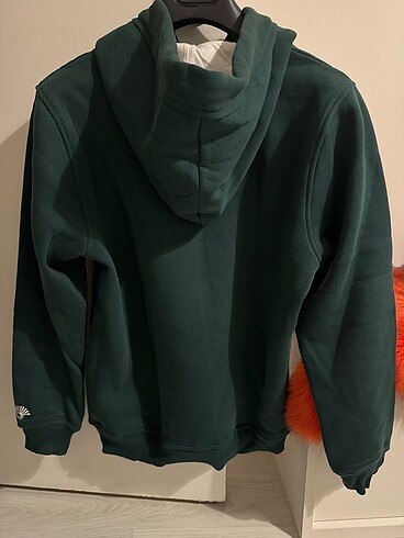 Diğer Koç University Hoodie large bedendir.