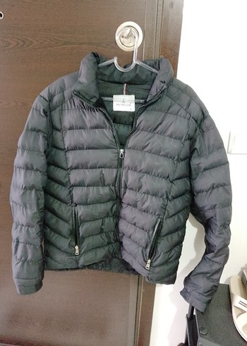 Moncler m