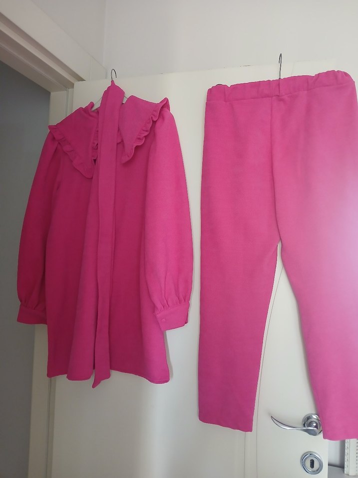 Pembe Kemerli Mini Kadın Takım - Görsel 2