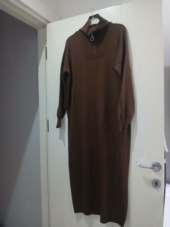 Fermuarlı Yarım Boğazlı Kahverengi Triko Elbise - Görsel 3