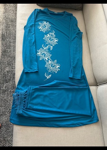 Mavi Çiçek Desenli Uzun Tesettür Elbise - Görsel 9