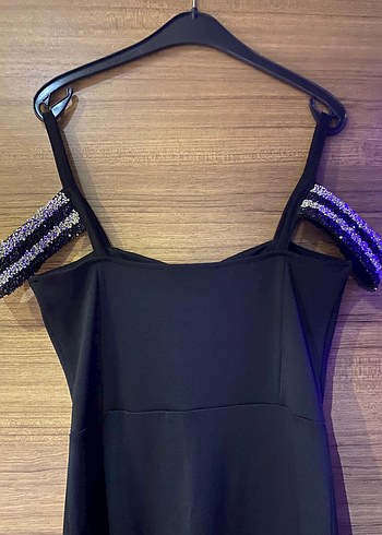 Abiye Boncuk İşlemeli Siyah Mini Straplez Elbise