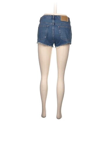 36 Beden Pull and Bear Jean / Kot Şort %70 İndirimli.
