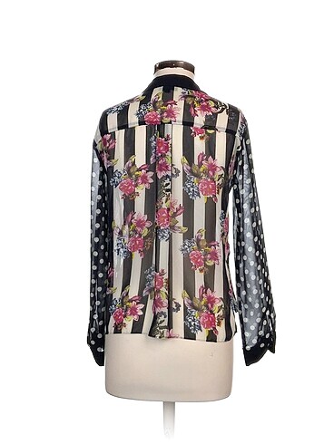 38 Beden Topshop Gömlek %70 İndirimli.