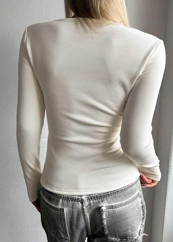 l Beden Krem Rengi Polarlı Bluz Slim Fit