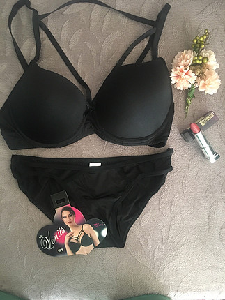 LA SENZA TAKIM