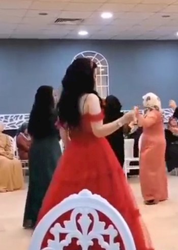 Kırmızı Straplez Uzun Abiye Elbise - Görsel 2