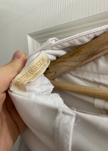 Beyaz Düğmeli Kadın Kumaş Pantolon - Görsel 3