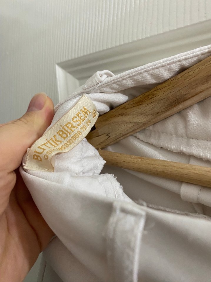 Beyaz Düğmeli Kadın Kumaş Pantolon - Görsel 3