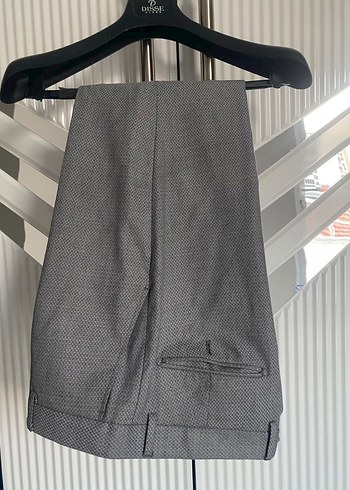 Gri Düğmeli Erkek Takım Elbise - Görsel 5