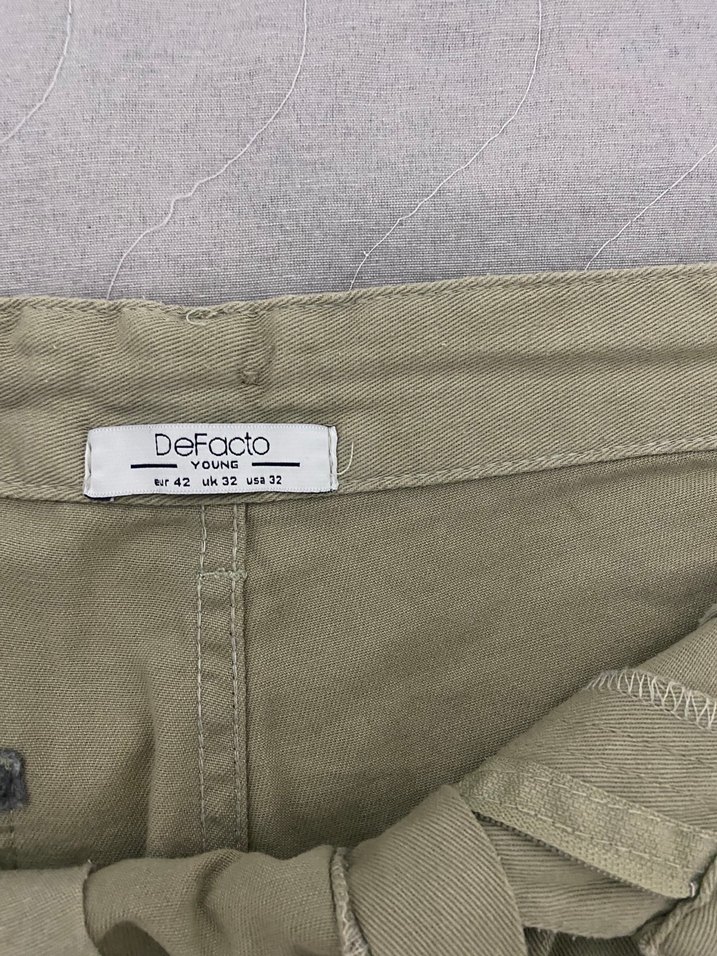 Haki Keten Erkek Şort, Rahat Kesim - Görsel 2