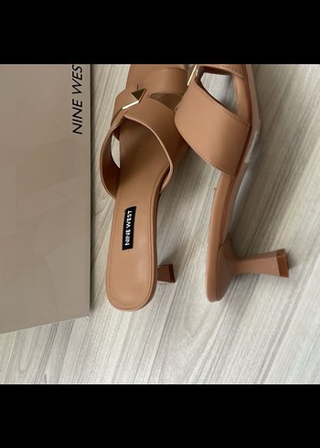 Nine West NINE WEST Bej Tokalı Topuklu Terlik