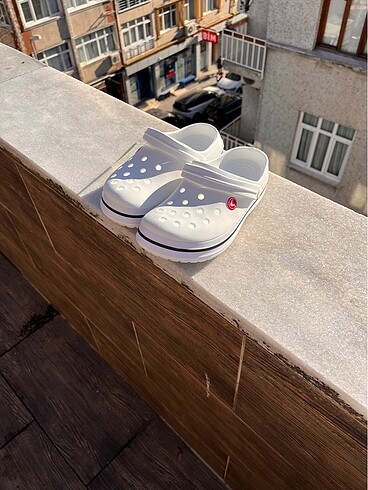 38 Beden Crocs