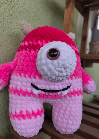 Pembe Renkli Peluş Oyuncak Canavar