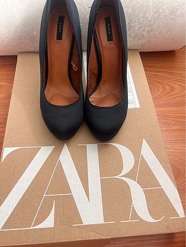 Zara 38 topuklu