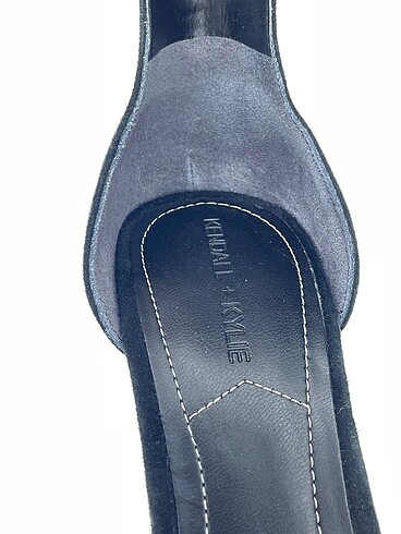 37 Beden siyah Renk Vintage Love Stiletto %70 İndirimli.