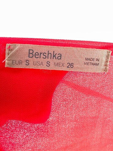 s Beden pembe Renk Bershka Bluz %70 İndirimli.