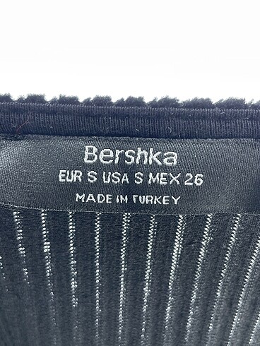 s Beden siyah Renk Bershka Kısa Elbise %70 İndirimli.