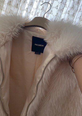 xl Beden beyaz Renk Pull&bear kürk