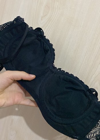 Penti Kullanılmış dantelli sütyen