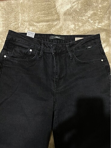 29 Beden siyah Renk Mavi Kadın Siyah Jeans