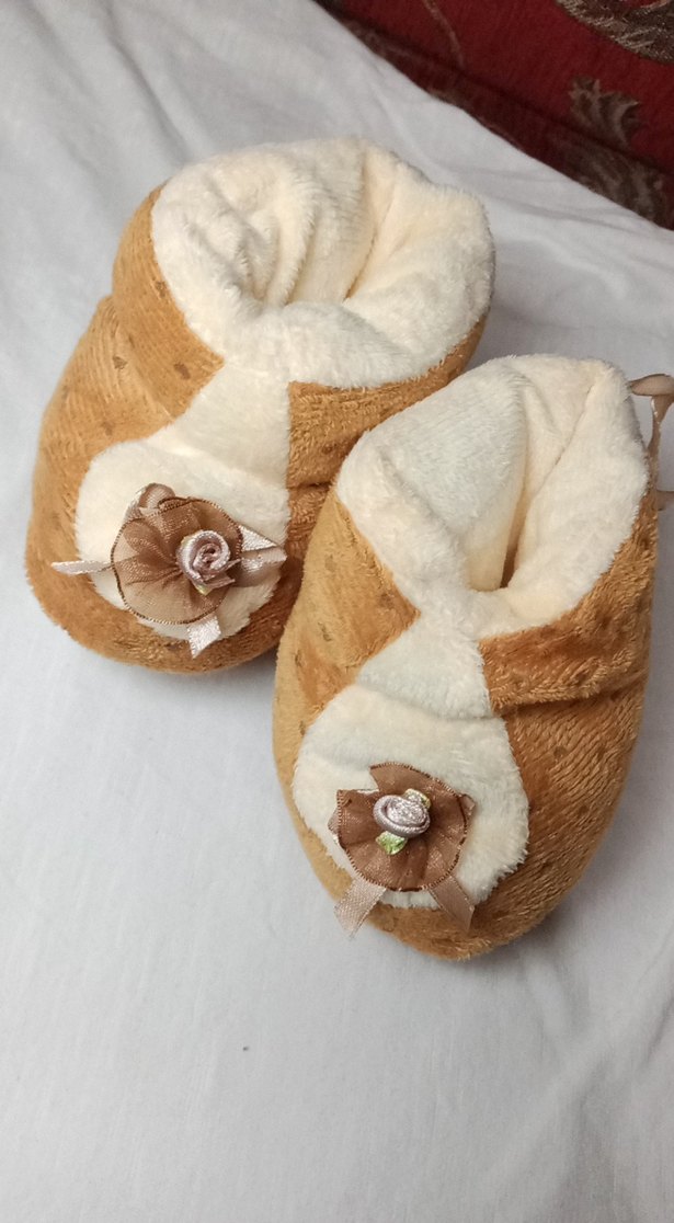 bebek İçin Kahverengi Kürklü Ev Terliği - Görsel 3