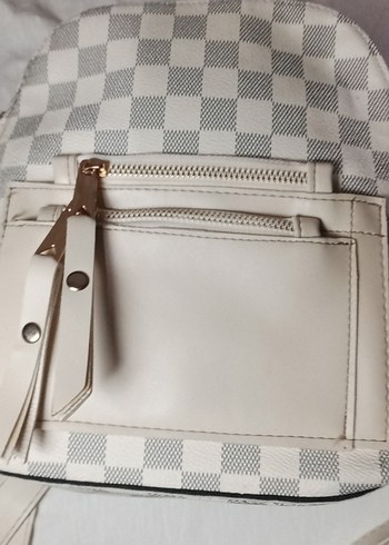 Gri Beyaz Kareli Deri Kadın Çanta hasarı yok - Görsel 2