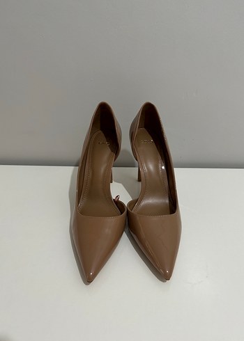 Bej Minimalist Stiletto Topuklu Kadın Ayakkabı - Görsel 2